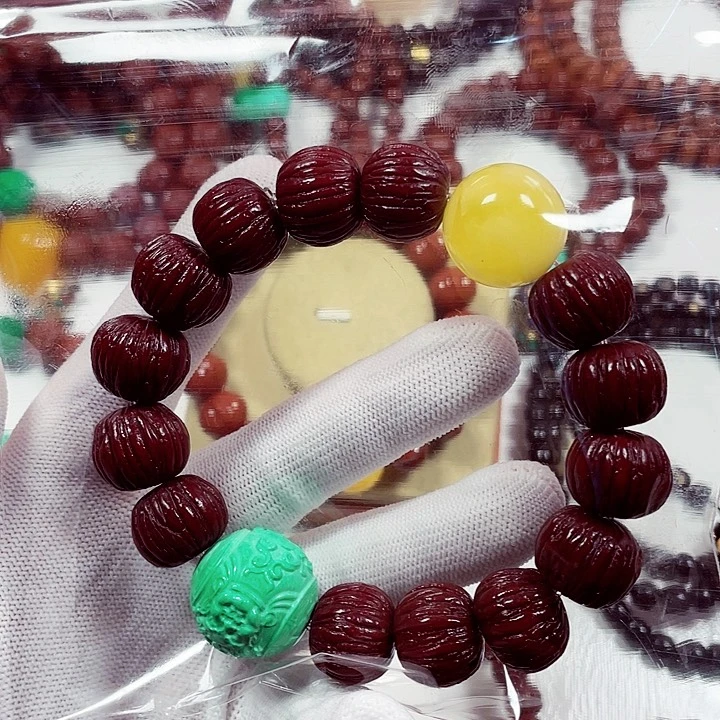 猴头核桃吊坠@**四猴头