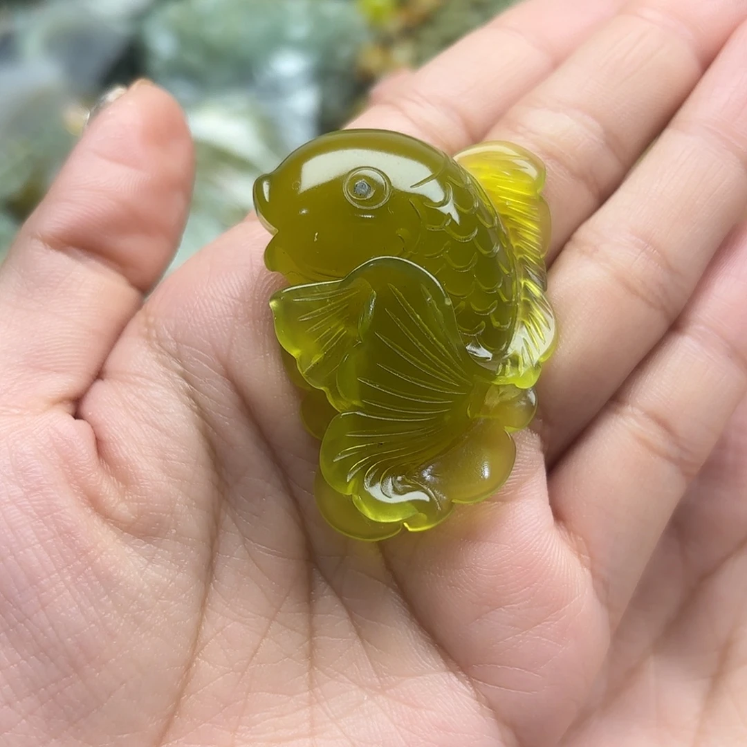 简****蛇纹石玉未镶嵌颈饰