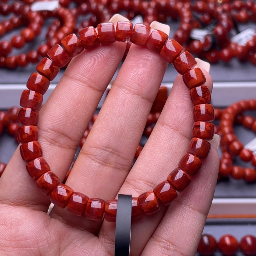 南红玛瑙未镶嵌其他收藏级）7mm瓦西牛血火焰纹原矿直切手串