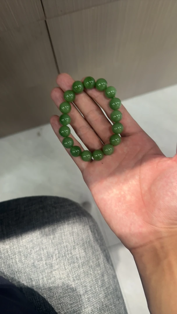和田玉碧玉果绿手串