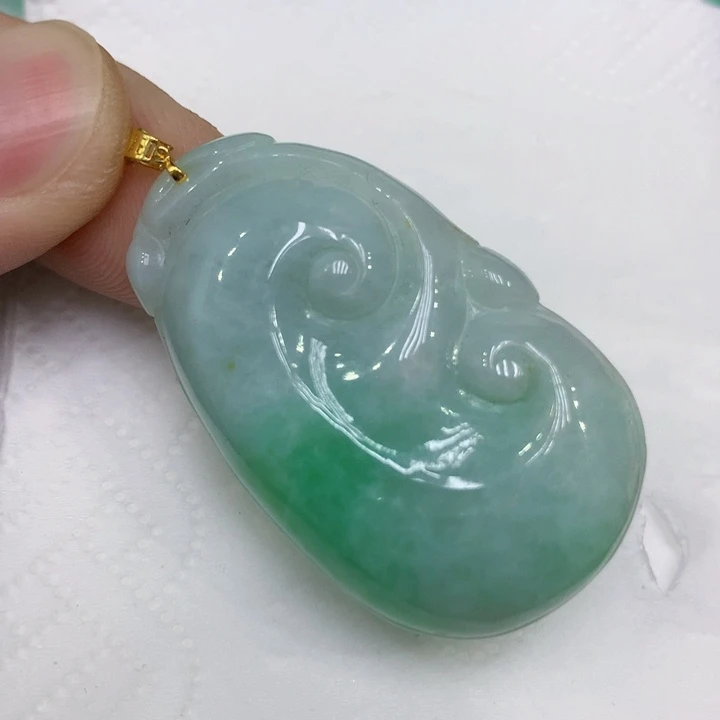 颈饰18K金镶嵌翡翠翡翠