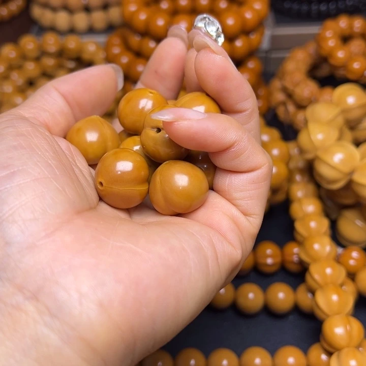 吊坠橄榄核浩**宝聚宝盆