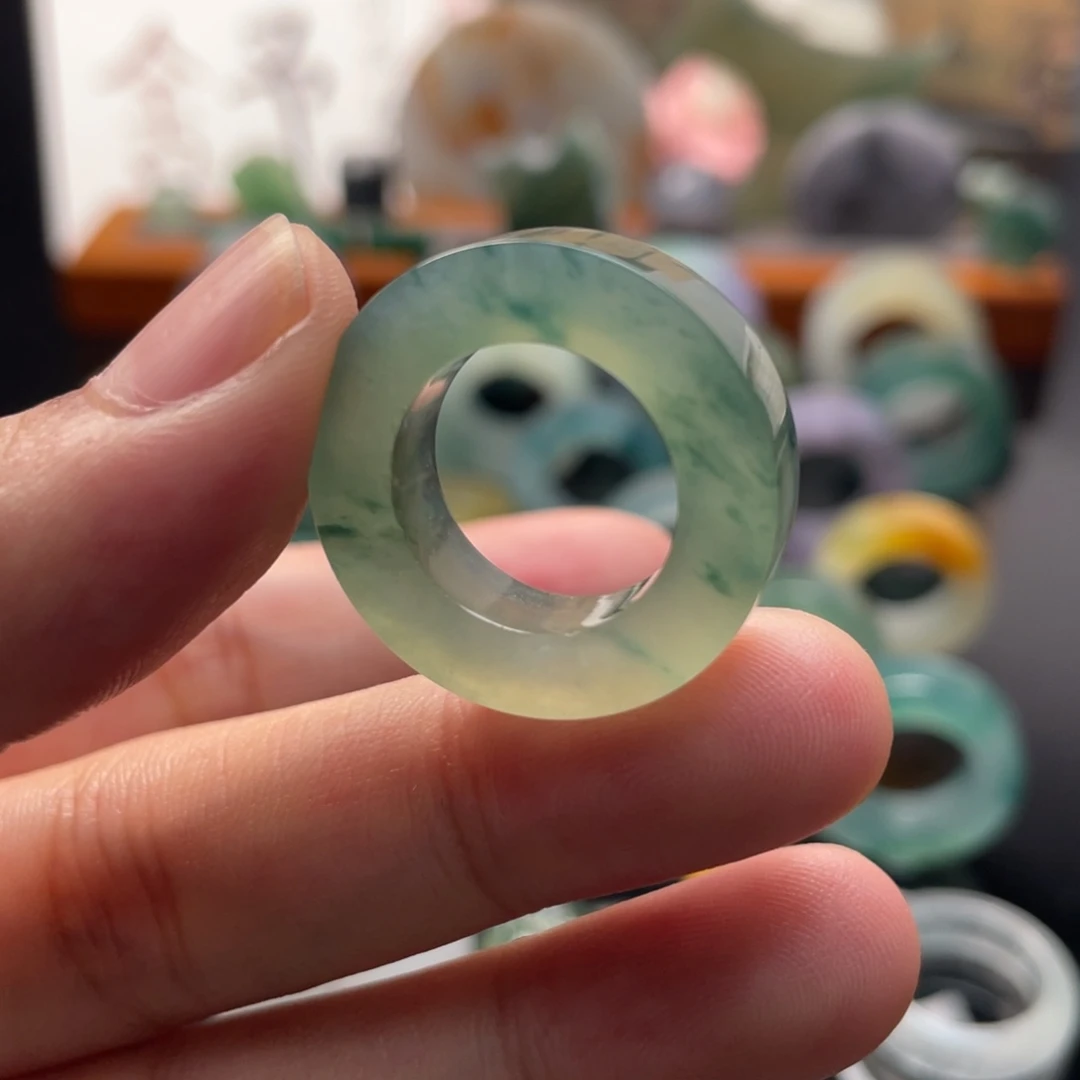 定制翡翠未镶嵌 晴水 飘绿