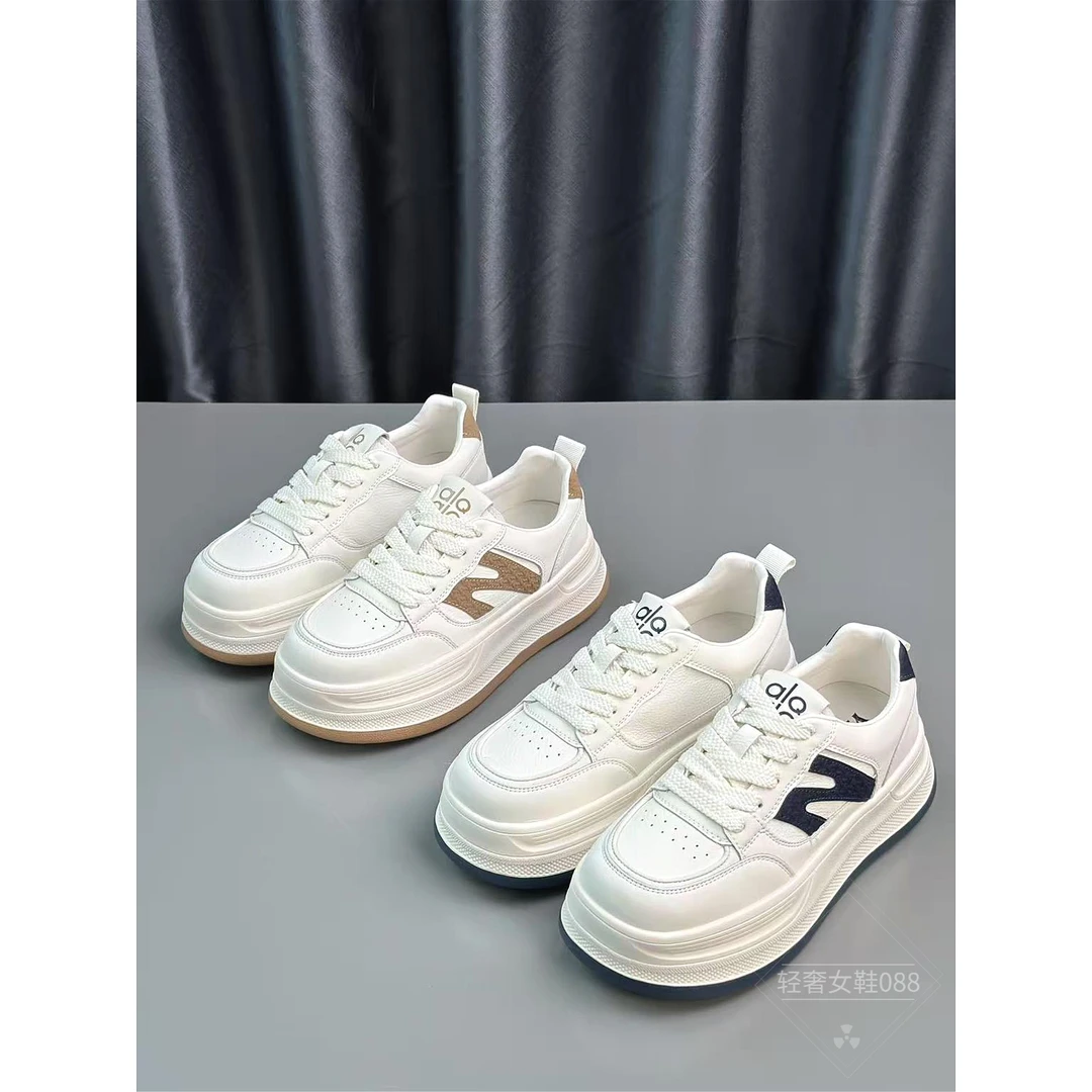 厚底系带圆头板鞋女2025秋季小众学生真皮小白鞋百搭运动休闲女鞋