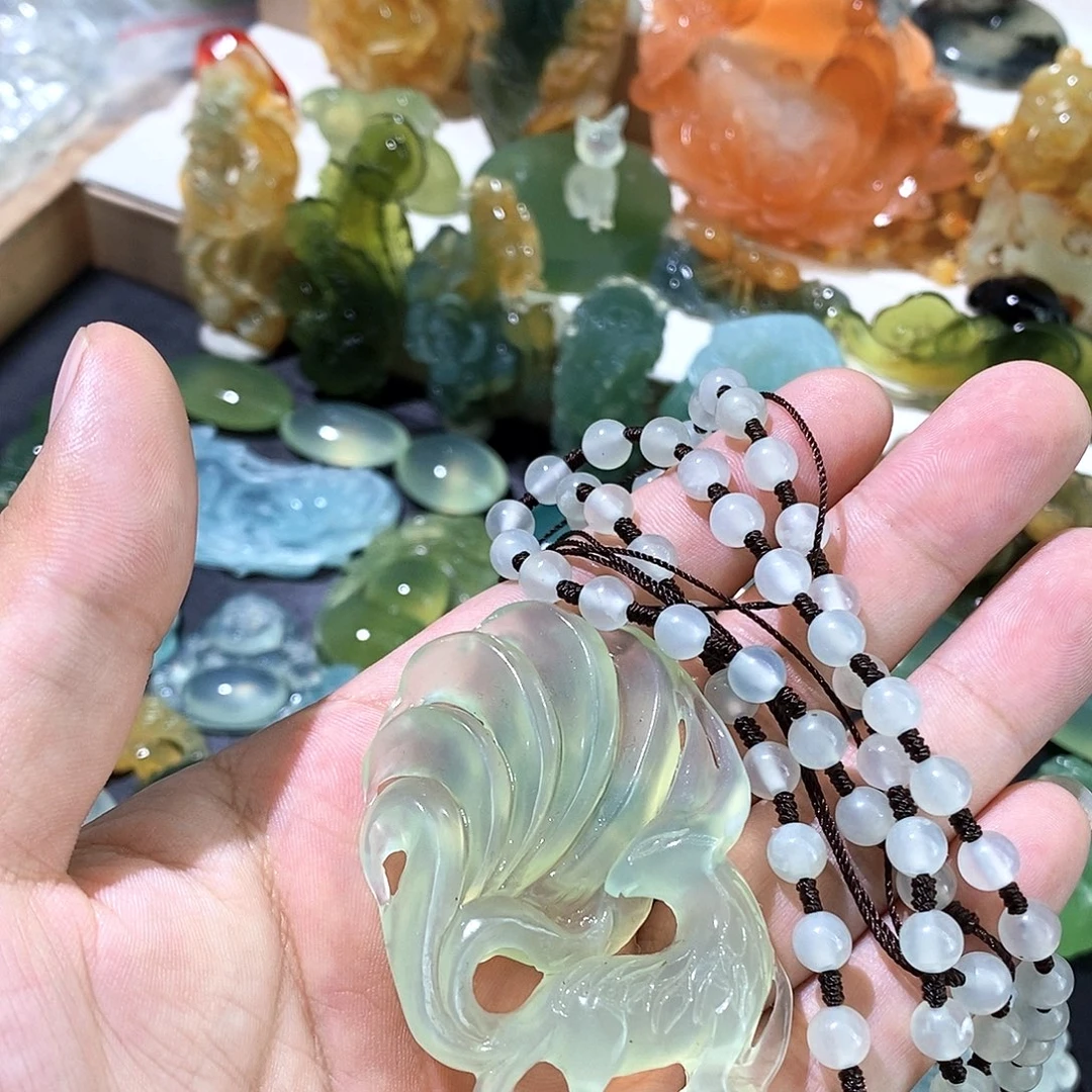 用***4蛇纹石玉合金颈饰