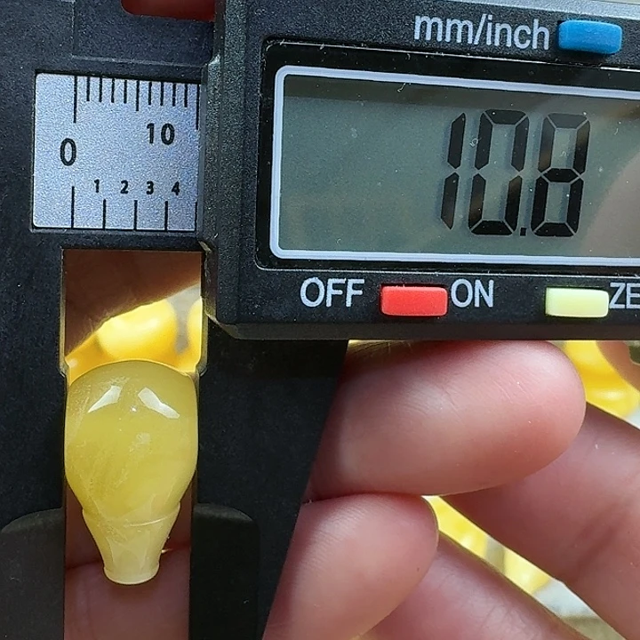蜜蜡未镶嵌裸石12杂
