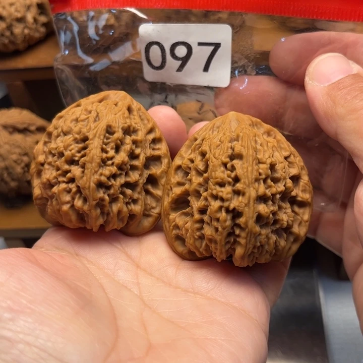 吊坠文玩核桃高炮45微修