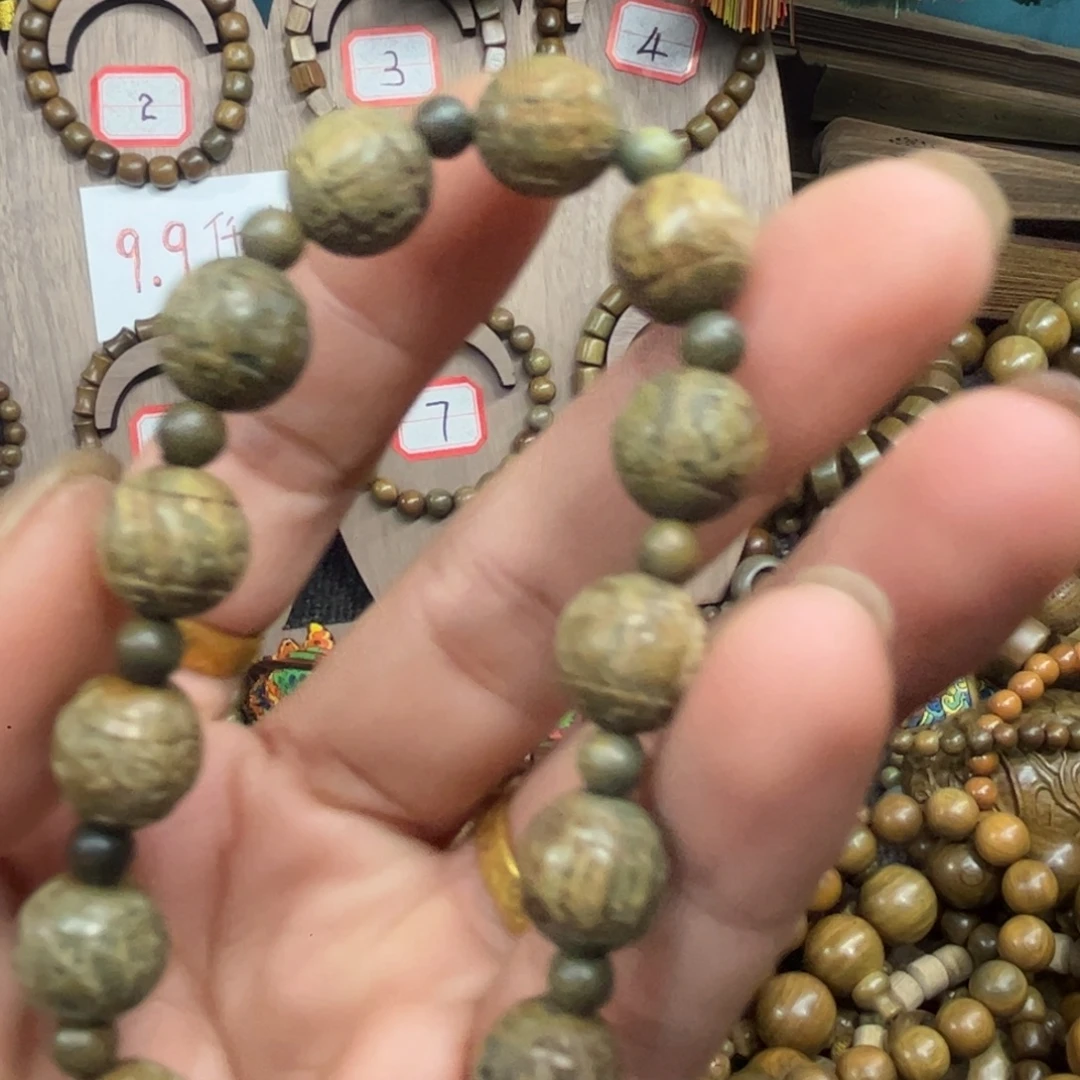 维腊木（绿檀）无事牌