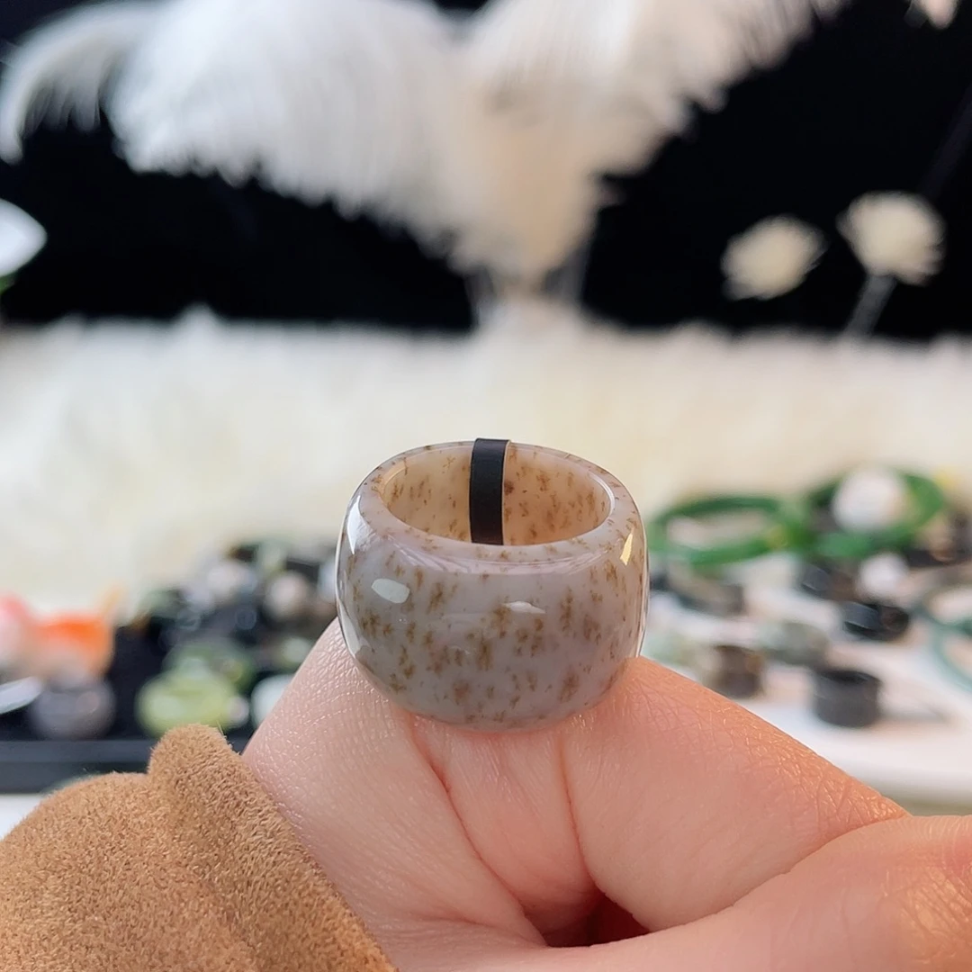 和田玉未镶嵌戒指k78花生糖馒头18.9mm