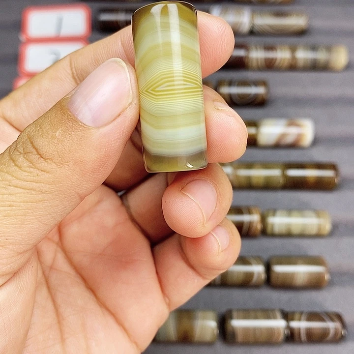 富***量玛瑙/玉髓合金珠宝半成品