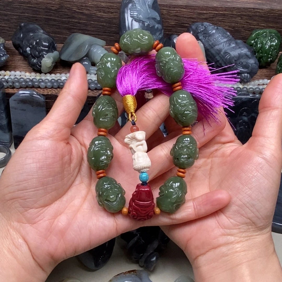 随***5和田玉未镶嵌颈饰