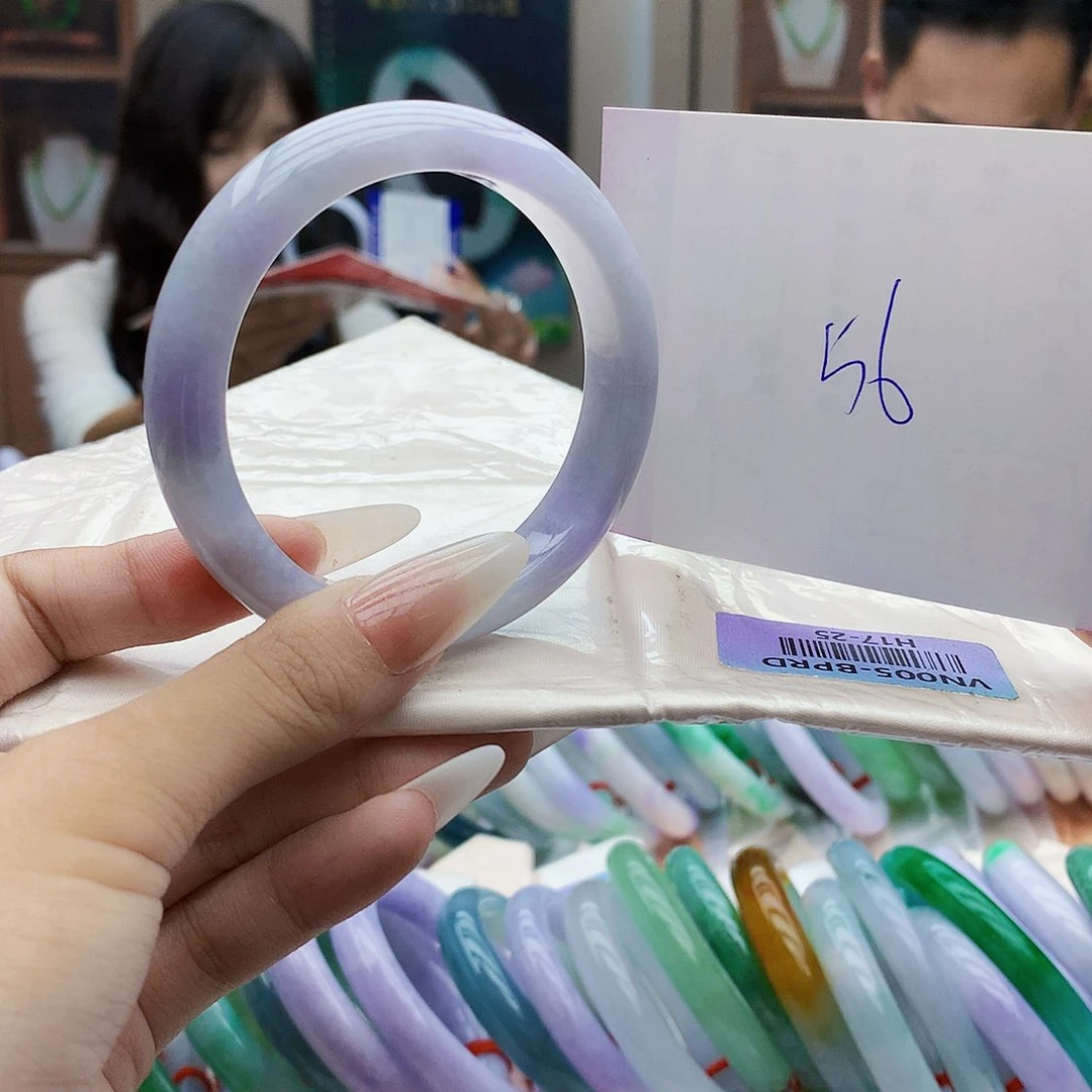 翡翠手镯未镶嵌4