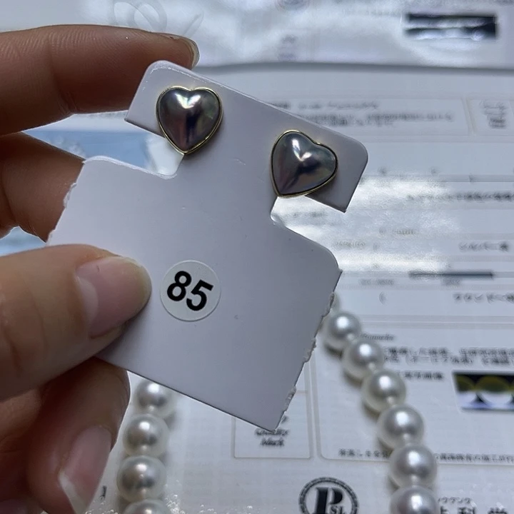 耳饰拼合珍珠（马贝珠）18K金镶嵌