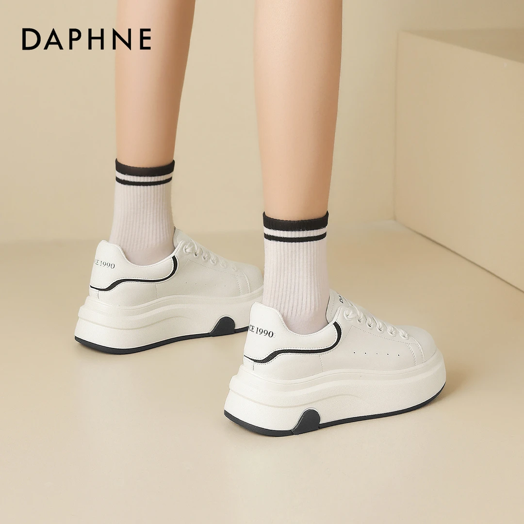 达芙妮小白鞋女款25爆款欧若动感风厚底高级感百搭春季休闲鞋板鞋