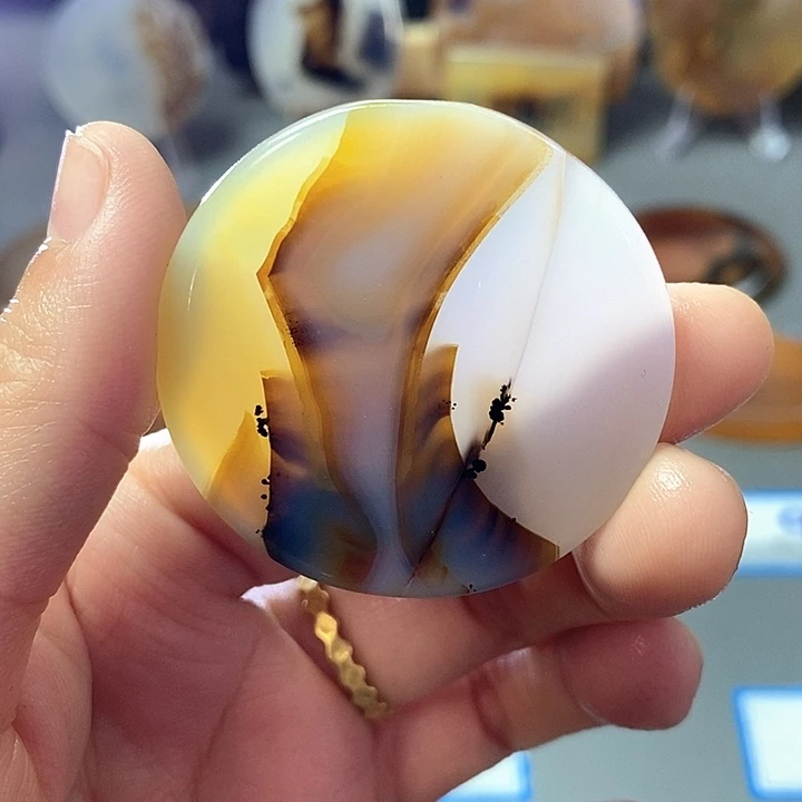 玛瑙/玉髓未镶嵌珠宝半成品