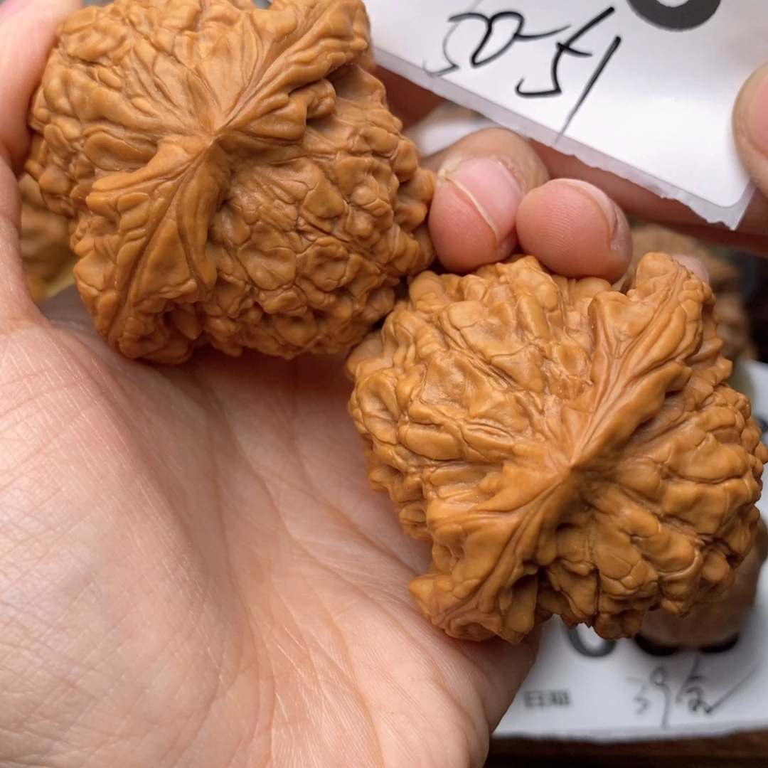 把件文玩核桃068号50全龙鼎