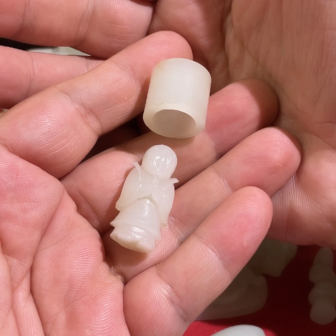 未镶嵌和田玉挂件随**玉