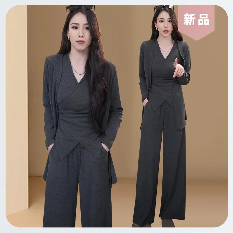 春秋新款时尚减龄V领背心长袖开衫外搭+阔腿休闲裤气质显瘦三件套