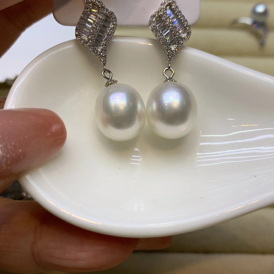 银S925镶嵌耳饰海水珍珠