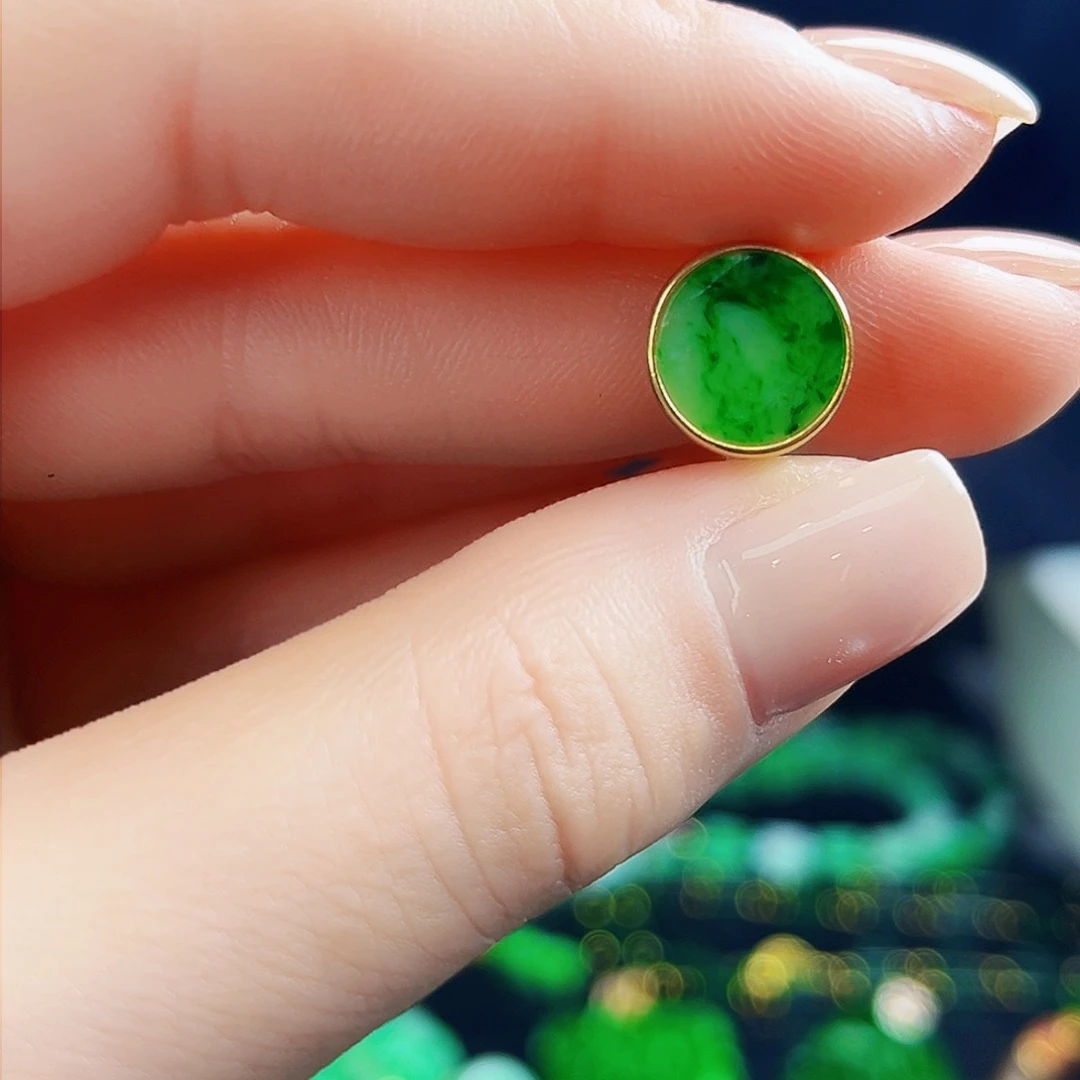 颈饰银S925镶嵌翡翠多样性