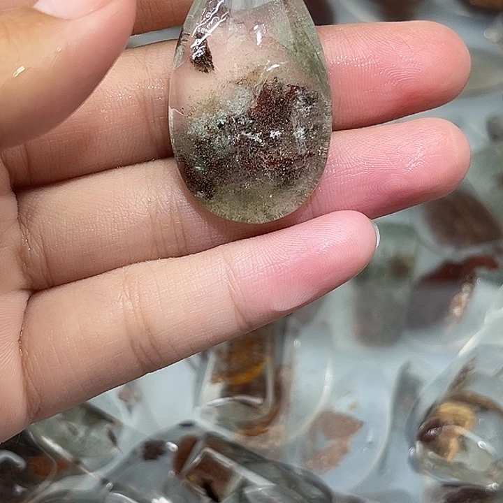 未镶嵌吊坠(赠链)水晶