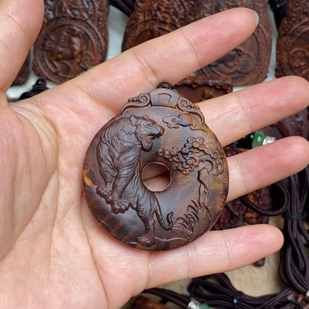 无***语黄花梨/降香黄檀黄花梨