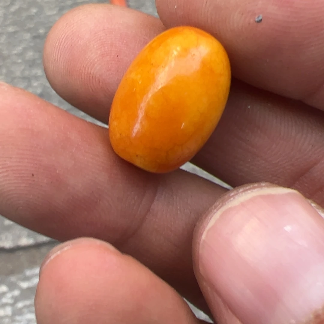 琉璃颈饰商**起琉璃商不起文玩配饰