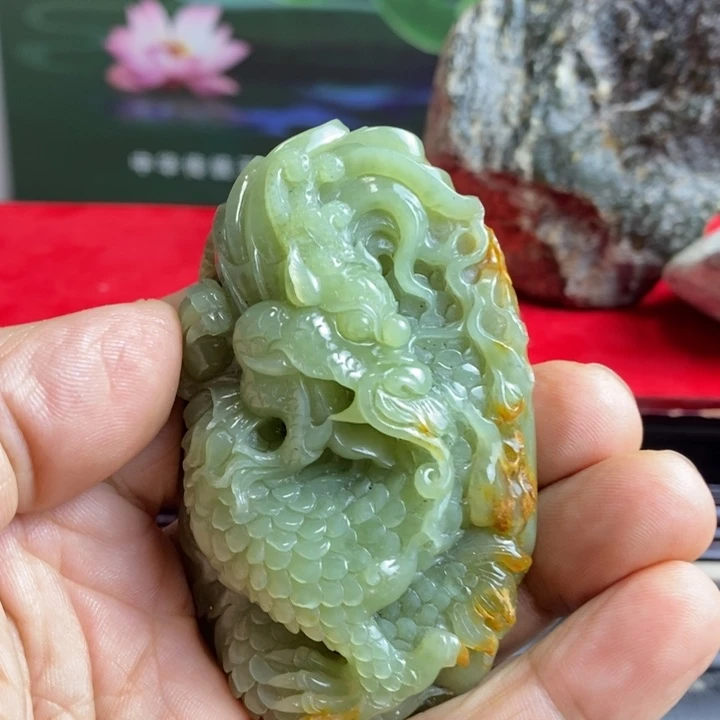 和田玉（糖玉）未镶嵌珠宝奇石