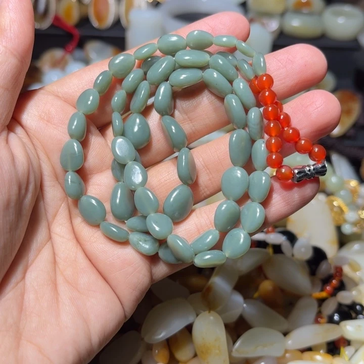 和田玉未镶嵌项链