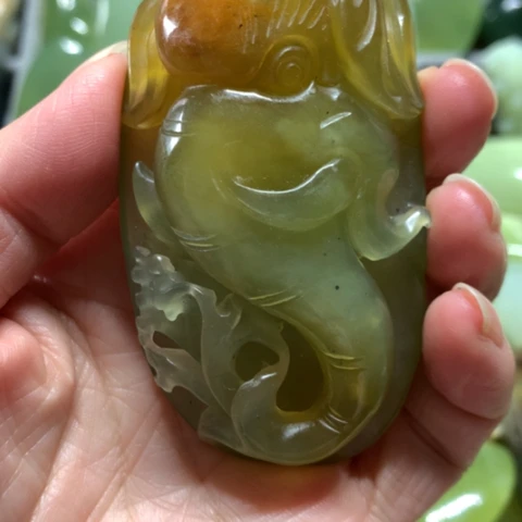 蛇纹石玉未镶嵌手把件
