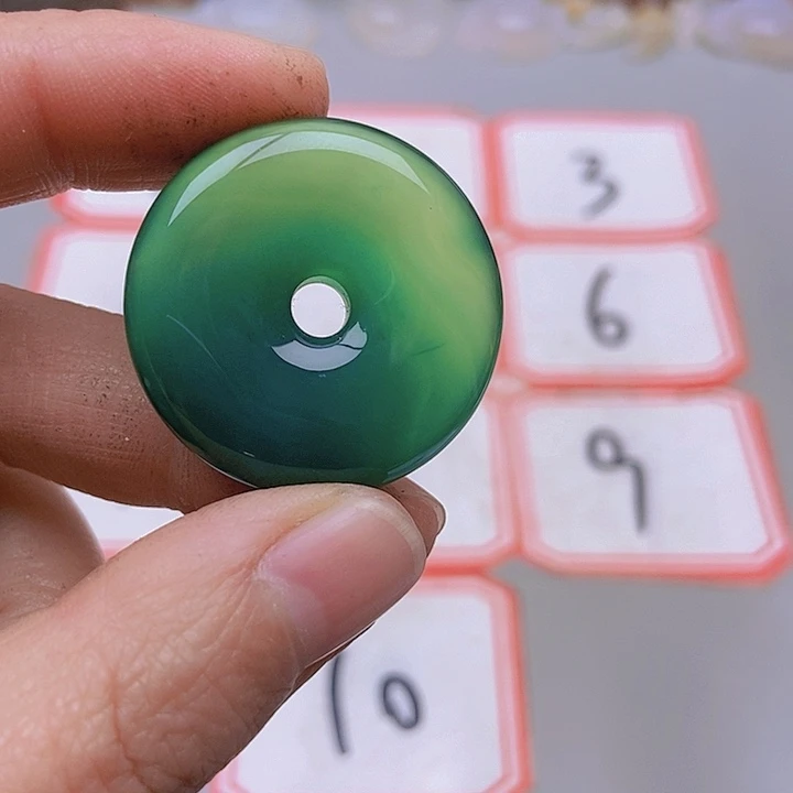 【闪购商品】未镶嵌玛瑙/玉髓珠宝半成品小*仙