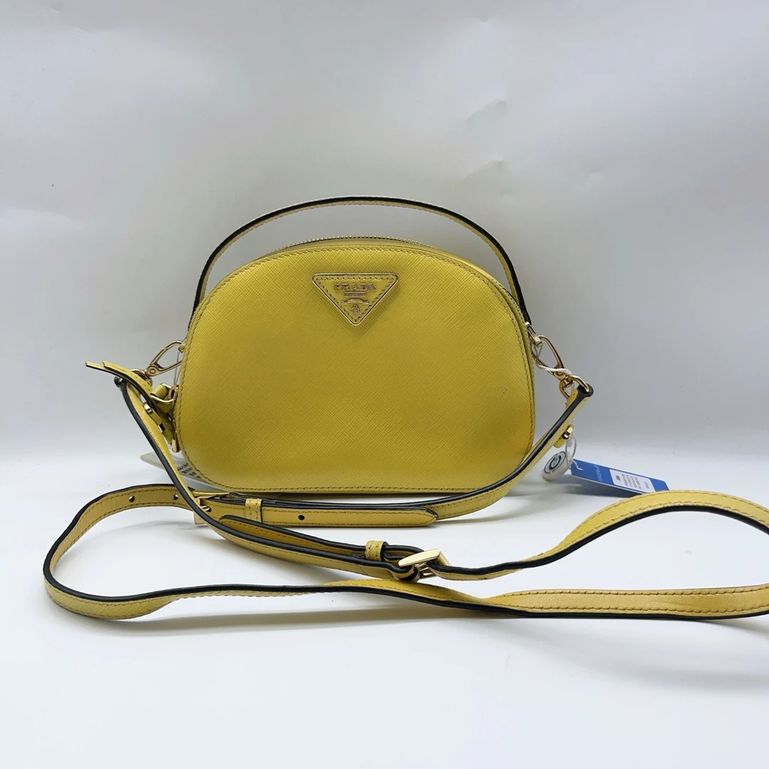 95新 Prada/普拉达 黄色手提斜挎包1417 6842