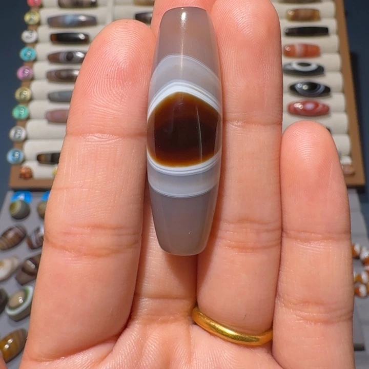 玛瑙/玉髓未镶嵌珠宝半成品