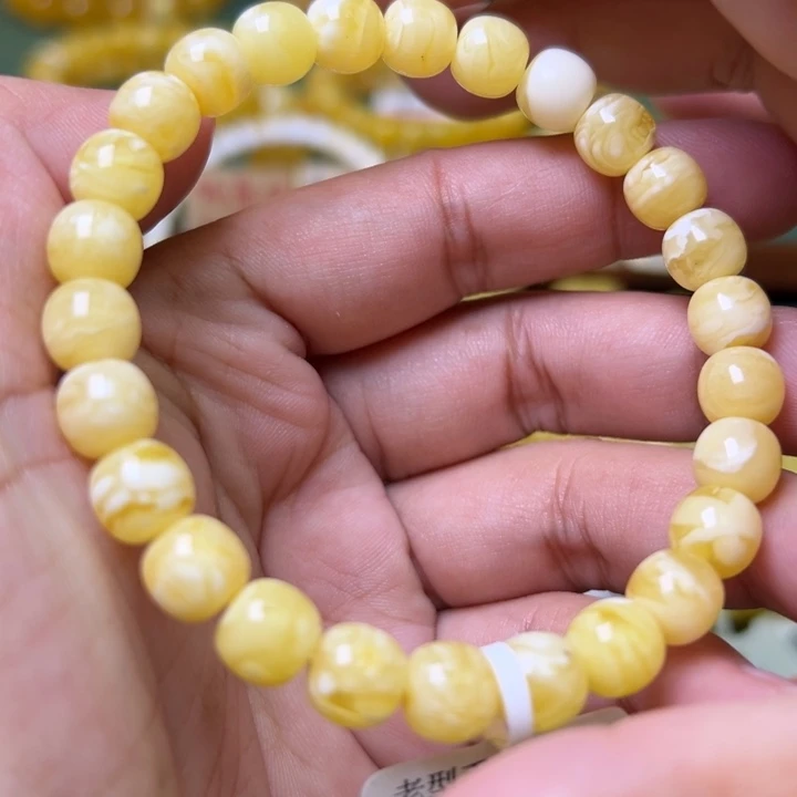 蜜蜡未镶嵌珠宝奇石