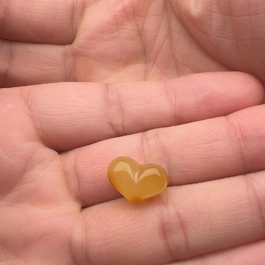 蜜蜡未镶嵌颈饰屁桃提溜（打孔不退换）