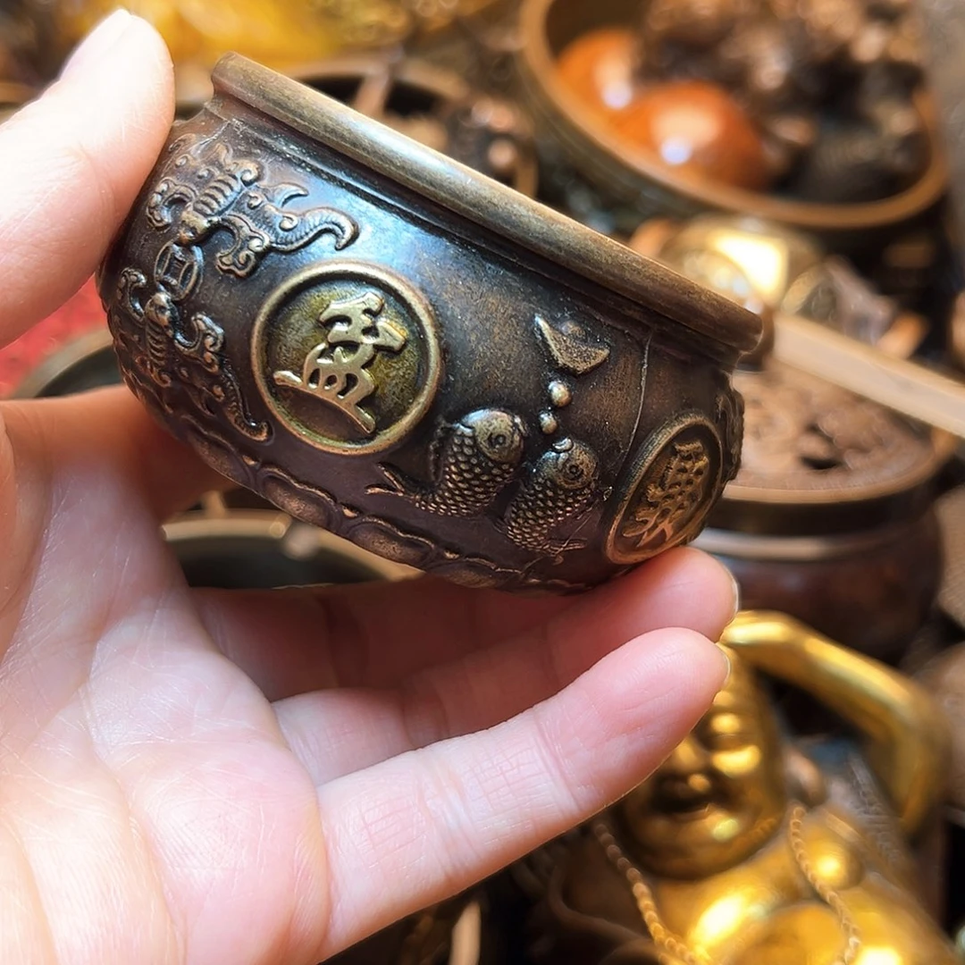 精美铜器工艺品等