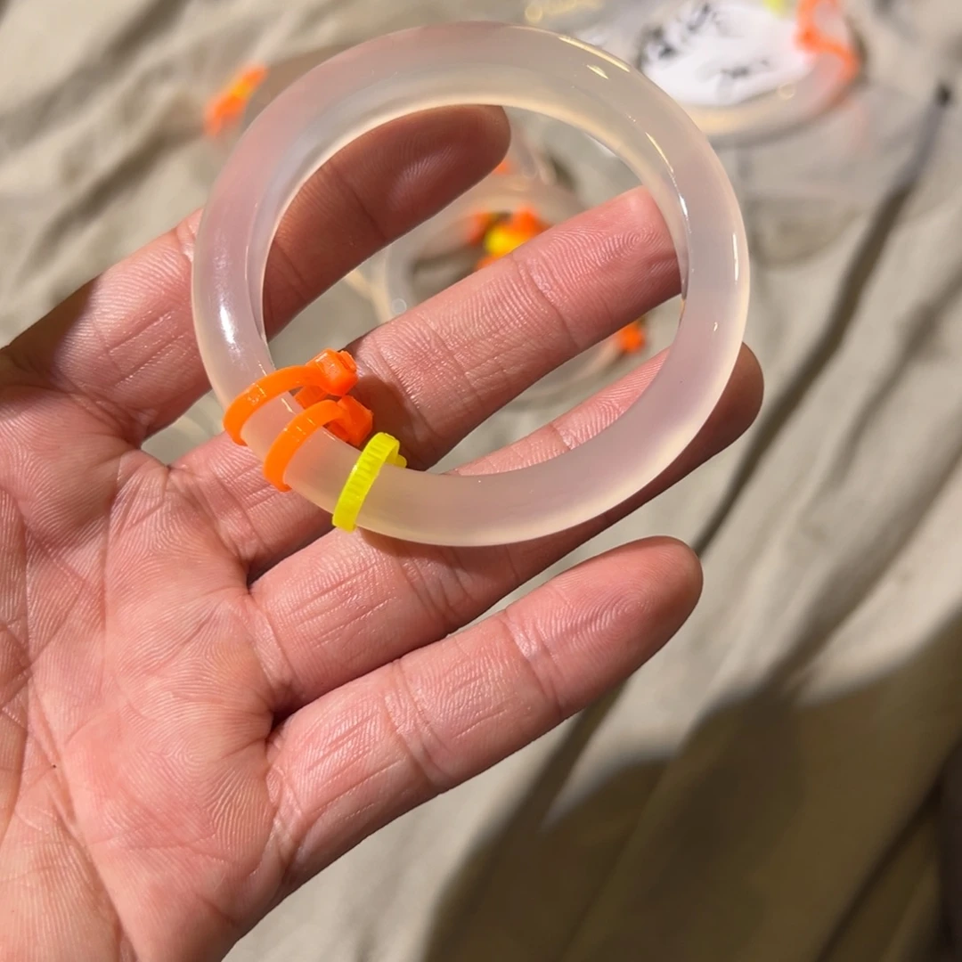 玛瑙/玉髓手镯未镶嵌贝