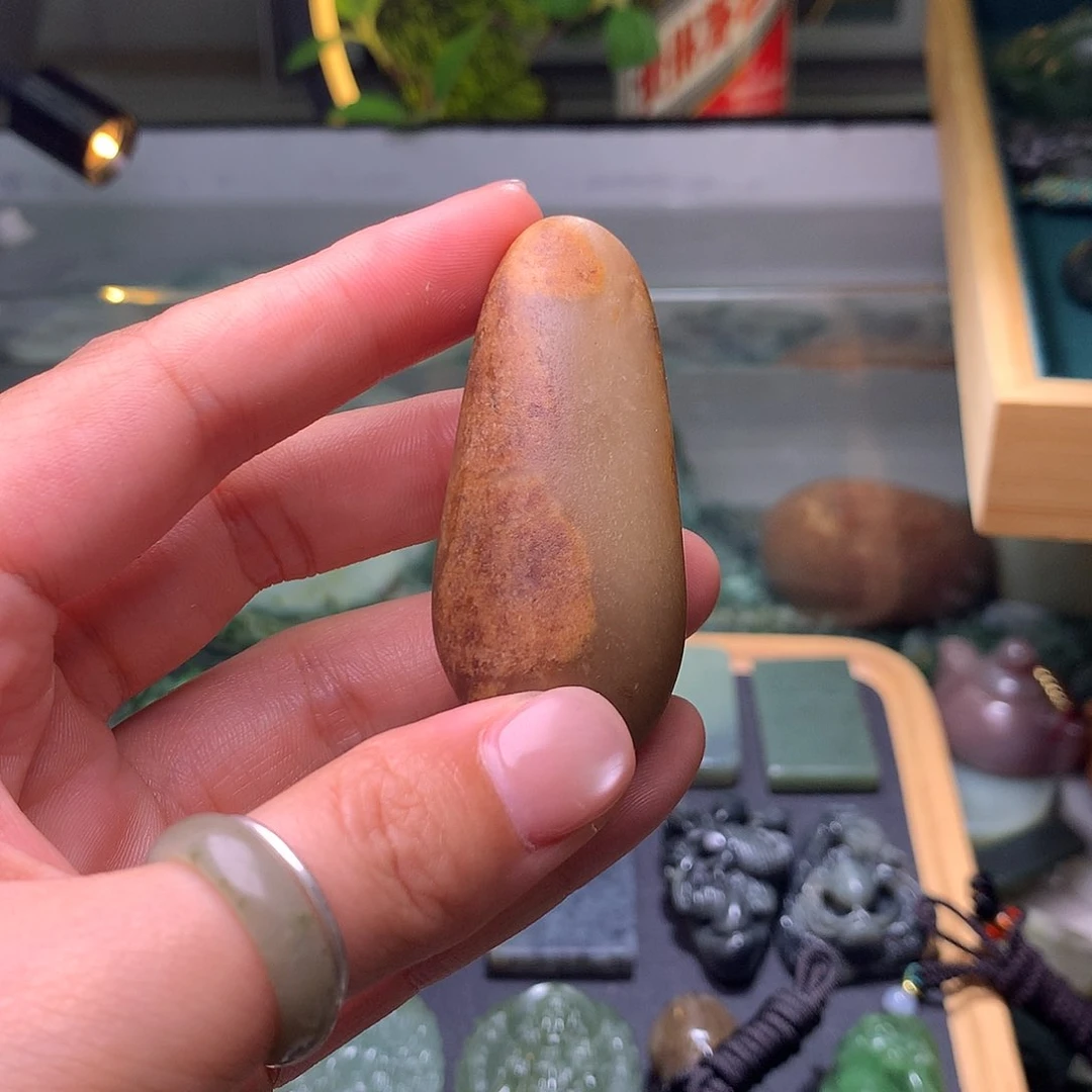 和田玉（糖玉）未镶嵌颈饰