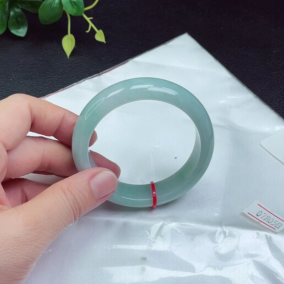 未镶嵌手镯翡翠56