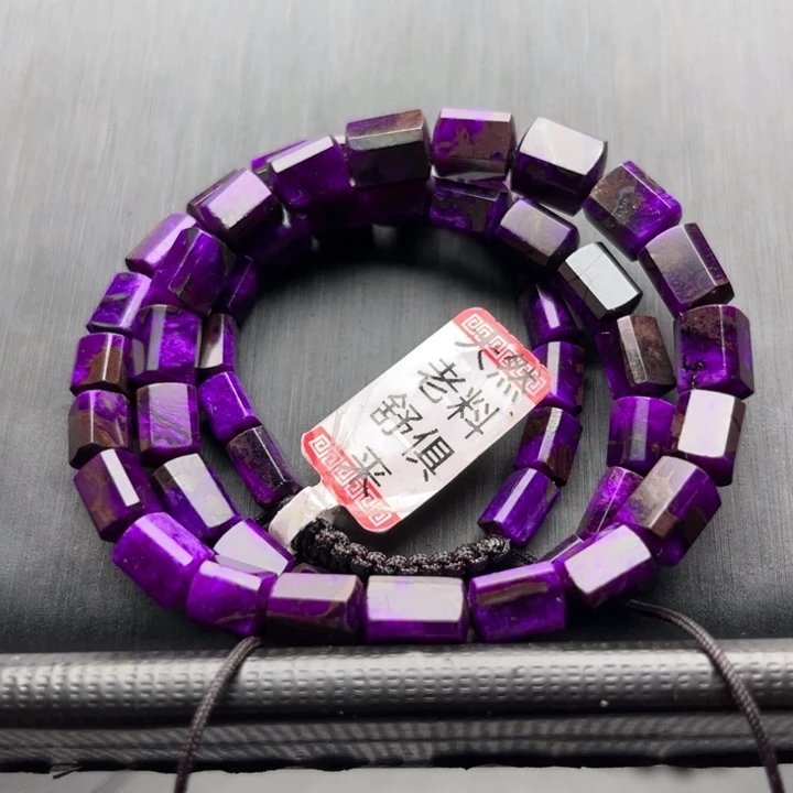 未镶嵌苏纪石（舒俱来）项链