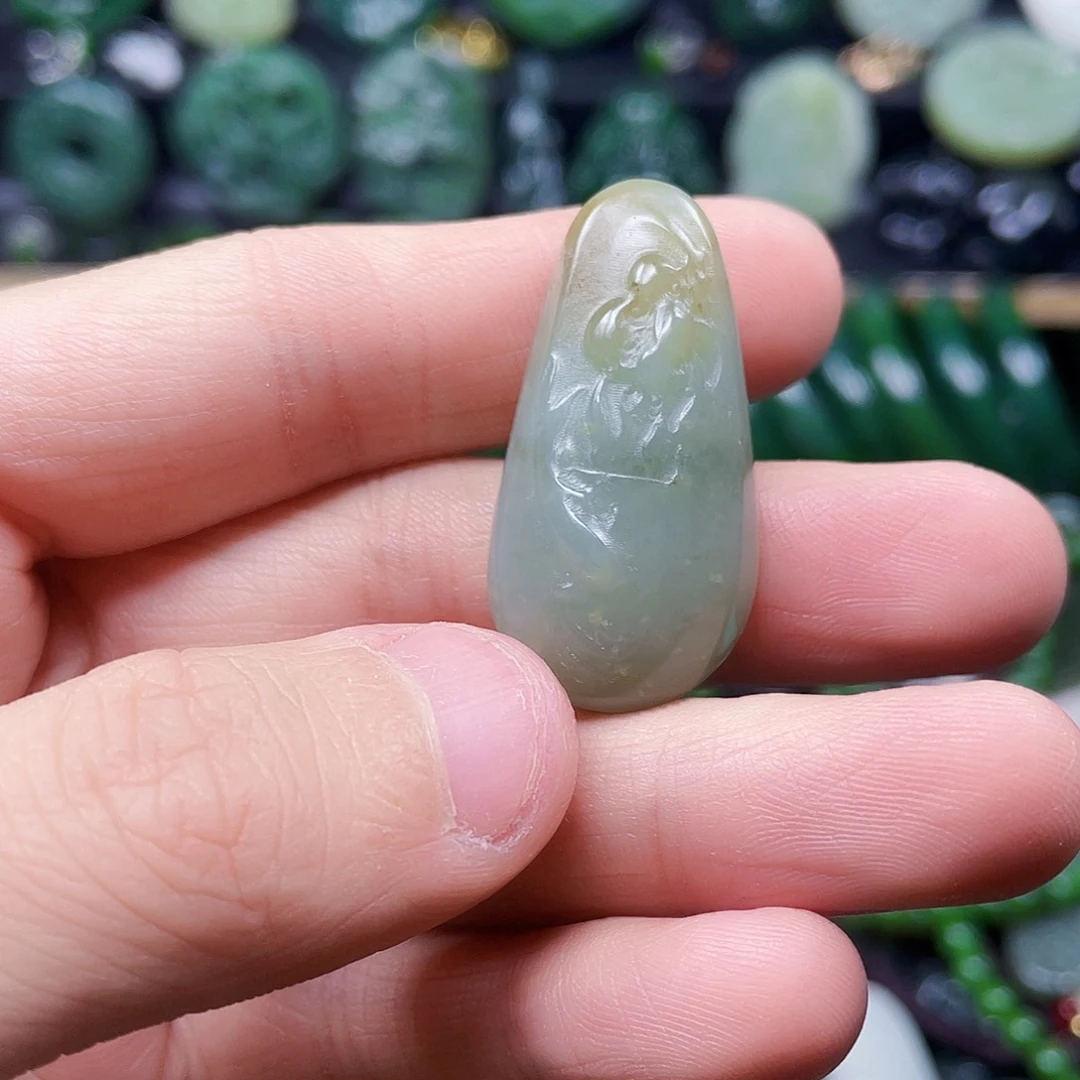 和田玉未镶嵌珠宝奇石