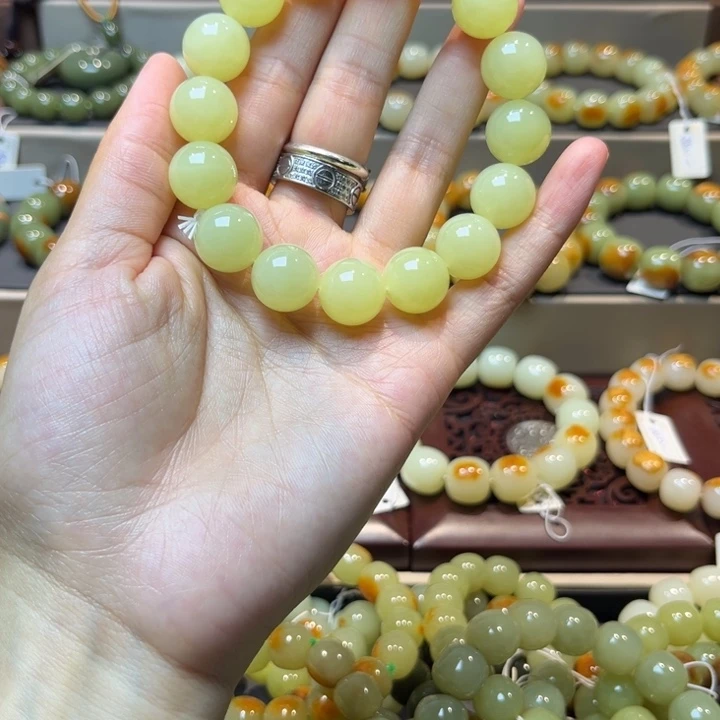 手链未镶嵌透闪石质玉