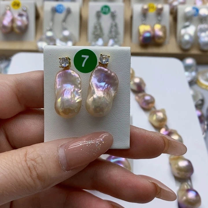 银S925镶嵌淡水珍珠耳饰白*