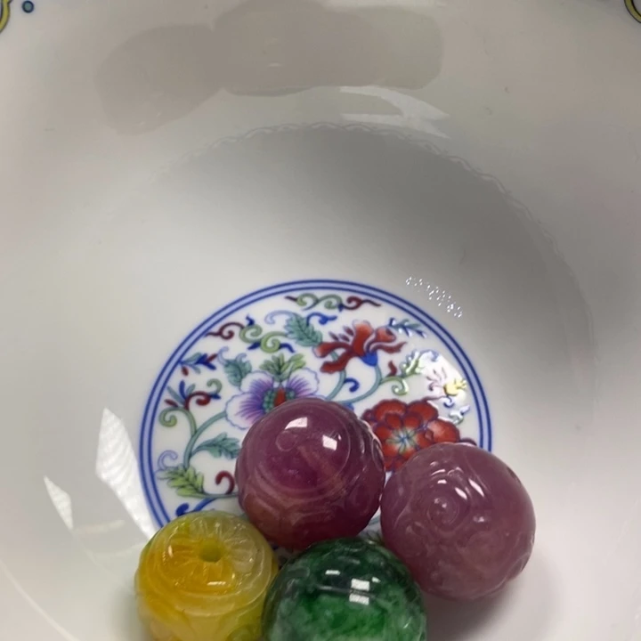 刘***米盘精美精美精美好看