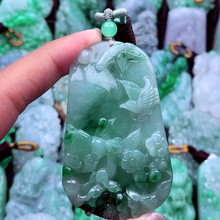 翡翠未镶嵌吊坠(不含链)