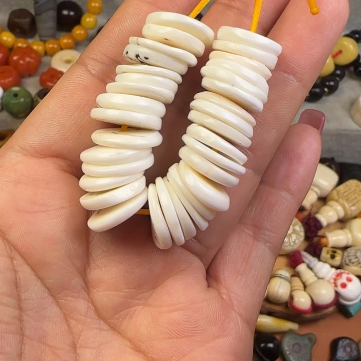 琉璃/树脂/塑料类