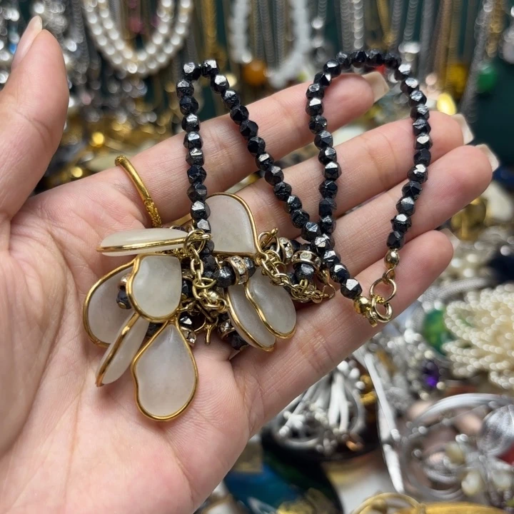 贝壳中古饰品 中古饰品