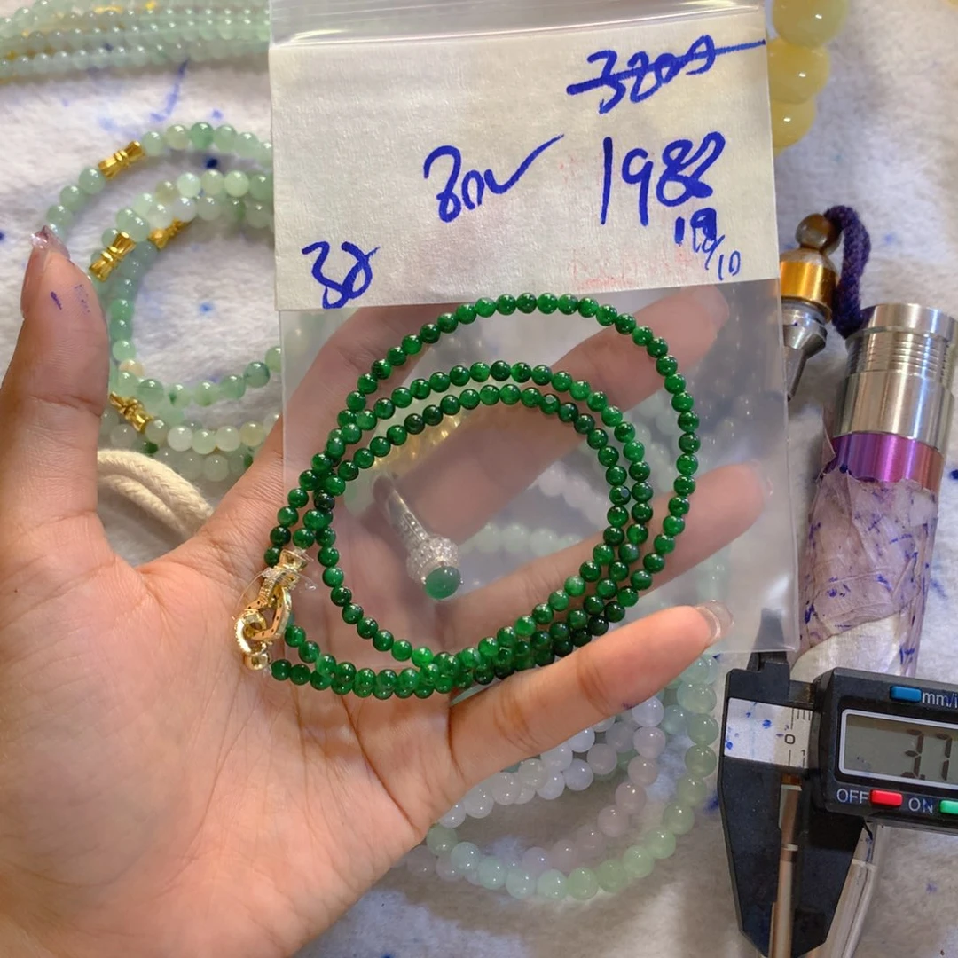 未镶嵌定制翡翠天然缅甸翡翠多样性