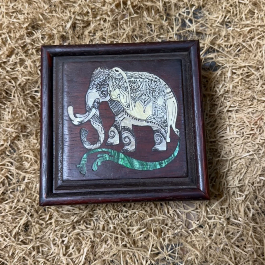 【闪购商品】精美高端小象盒子不带盒一件链接