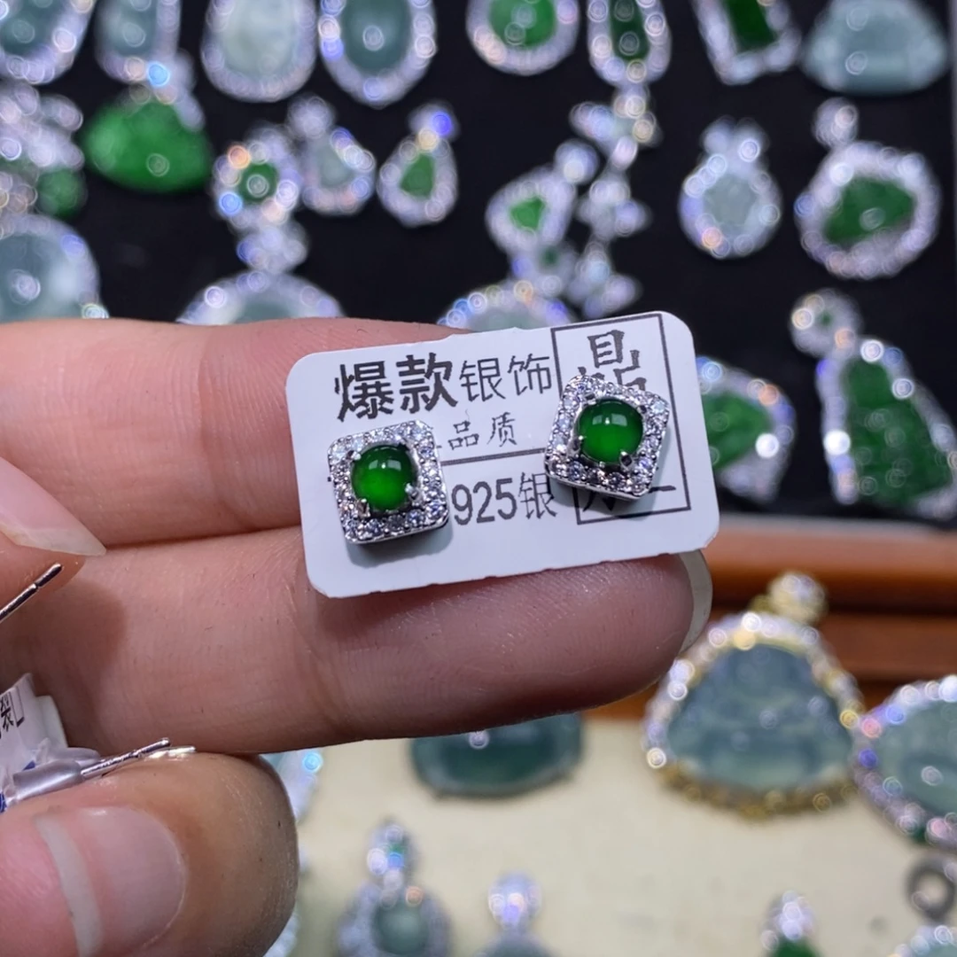 十****颈饰银S925镶嵌翡翠天然